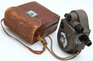 Revere 8mm Model 88 Movie Camera,  Wollensack 13mm 1.  9 Raptar Lens,  Case 381389