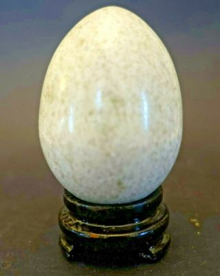 Azz24 Vintage Polished Stone Egg On Wood Carved Stand