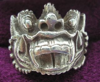 Gorgeous large vintage Chinese Silver Dragon or god head ring size Q 5