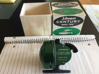 Vintage Johnson Century Model 100b Spincast Reel,  Great