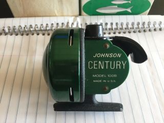 Vintage Johnson Century Model 100B Spincast Reel,  Great 2