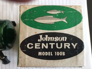 Vintage Johnson Century Model 100B Spincast Reel,  Great 8