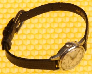 Women ' s Vintage CROTON 17J Mechanical Hand - Wind Watch SWISS MADE WORK WELL 2