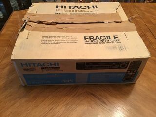 Hitachi Vt - Ux717a Vhs Vcr With Remote And Av Cable Ultravision Open Box