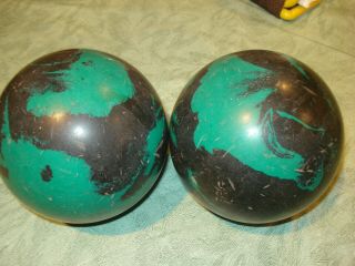 Vintage Set Of 2 Unmarked Duckpin Bowling Balls Black/green Approx 4 7/8 "
