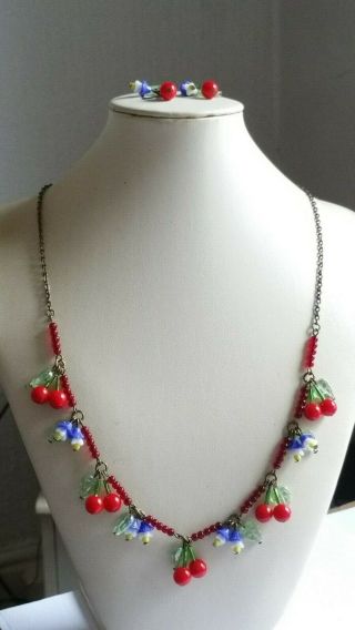 Czech Cherry/White Flower Glass Bead Necklace/Earrings set Vintage Deco Style 2