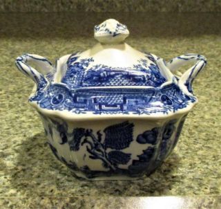 Blue Willow Globe Pottery Cobridge England Sugar Bowl W/lid Vintage