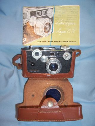 Argus C3 Brick Rangefinder 50mm Coated Cintar Lens Photo Picture Bakelite Camera