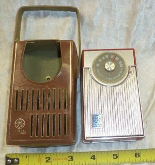 Vintage Ge General Electric 8 Transistor Radio & Case Model P1730a P1731a 2610