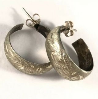 Vintage Sterling Silver 925 Hand Engraved Floral Hoop Earrings :)