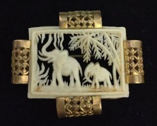 Vintage Art Deco Jewellery Adorable Carved Celluloid Elephants Brooch