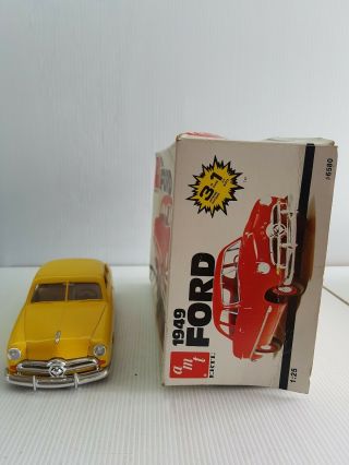 AMT 1949 Ford 1:25 scale model kit box built Ertl vintage 6580 yellow need fix 4