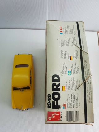 AMT 1949 Ford 1:25 scale model kit box built Ertl vintage 6580 yellow need fix 5