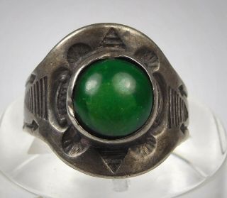 Vintage Native American Stamped Sterling Silver/ Green Gem Ring - Size 6.  25