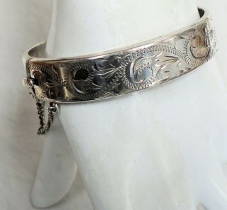 Good Quality Vintage Sterling Silver Ornate Hinged Cuff Bracelet (1973 Hallmark)