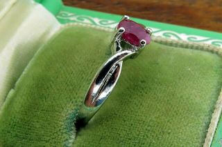 Vintage sterling silver MODERN NATURAL OVAL RUBY SOLITAIRE ring 3