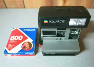 Vintage Polaroid Sun 600 Lms Land Camera With 10 Count Instant Film