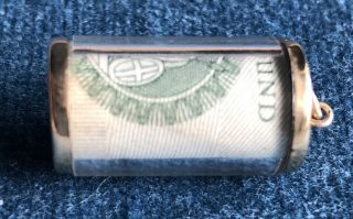 VINTAGE LONDON 1978 9CT GOLD CHARM PENDANT ROLLED ONE POUND BANKNOTE 4