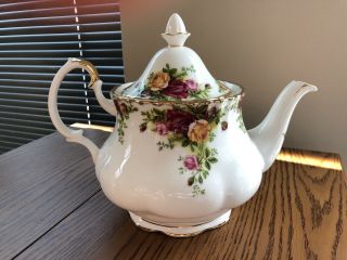Grandma’s Vintage Royal Albert China Old Country Roses Teapot Heirloom
