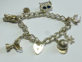 Vintage Sterling Silver Charm Bracelet With 7 Charms 40g 20cm Cb15