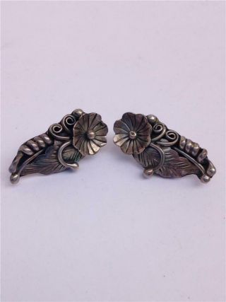 Vintage Navajo Sterling Silver Squash Blossom Post Pierced Earrings