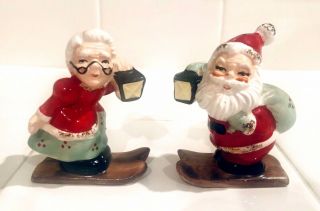 Vintage Lefton Christmas Santa & Mrs Claus Skiing Salt And Pepper Shakers 1950s