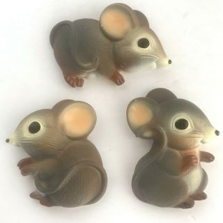 Vintage Set Of 3 Chalkware Mice Wall Hanging Plaques