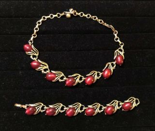 Vintage Signed Lisner Red Necklace And Bracelet Set,