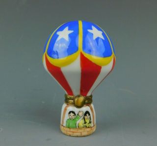 Vintage Signed Peint Main Limoges France Hinged Trinket Box Hot Air Balloon