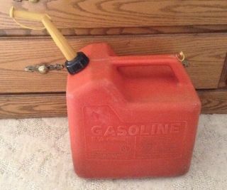 Vintage Chilton 5 1/4 Gallon Pre Ban Vented Gas Can