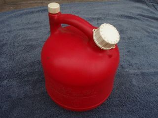 Vintage " Eagle " 1 1/4 Gallon Gas Can Preban Pg - 1 W/ Vent Cap Usa