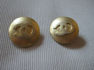 CASUAL CORNER Vintage CC Logo Clip - On Gold - Tone Earrings 2