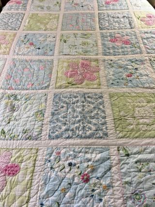Pottery Barn Kids Hand Crafted & Quilted Vintage Applique Flower Power Quilt