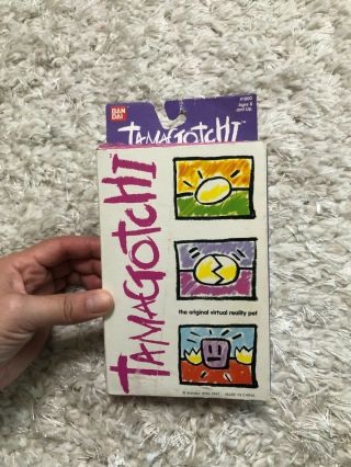 Vintage Bandai Tamagotchi Purple Virtual Reality Pet Gen 1 1996/97 5