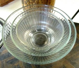 Vintage Pyrex Mixing Nesting Bowl Set Of 3 Clear Glass 7401 7402 7403