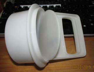 Vintage Tupperware Burger Press with Storage Units/Lids and Extra Unit/Lids 2