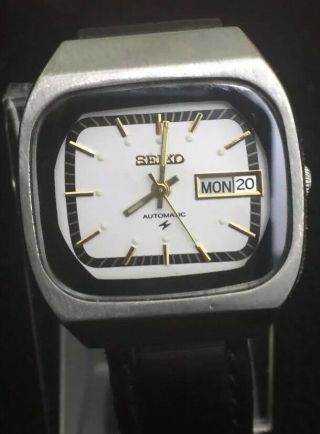 Vintage Seiko Automatic Mens Watch Day/date White Face,  Grey Bezel Wear