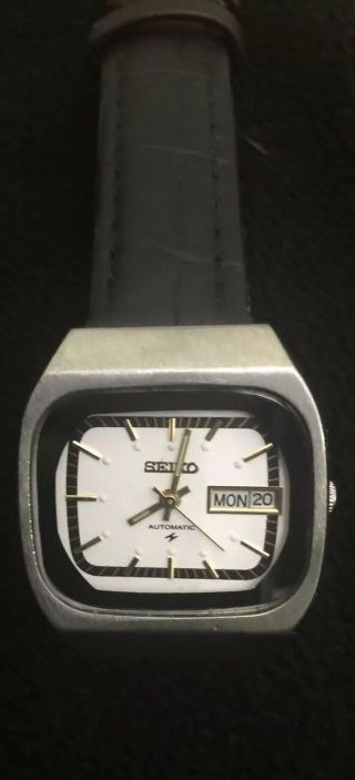 vintage seiko automatic mens watch Day/date White Face,  Grey Bezel Wear 5