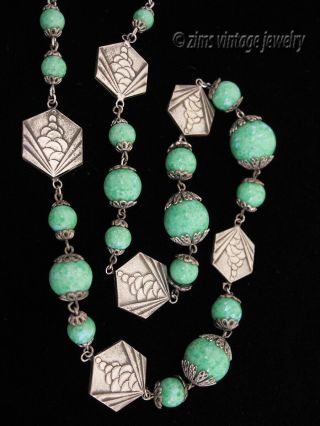 Vintage Art Deco Silver Filigree Asian Fan Jade Green Peking Glass Bead Necklace