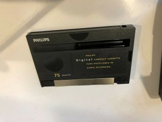 Philips DCC 130 Portable Digital Compact Cassette Player with headset 7