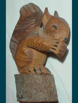 Vintage Carved Wooden Squirrel Holding Pine Cone Nut On Stump/3 "