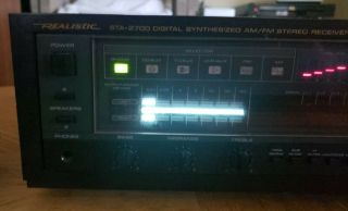 Realistic STA - 2700 Digital Synthesized AM/FM Stereo Receiver 3