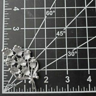 Signed CROWN TRIFARI Vintage Silver Tone Flower Gray Pearl Leaf Brooch Pin W178 2