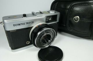 Old Vintage Olympus Trip 35 Compact 35mm Film Camera Please Read