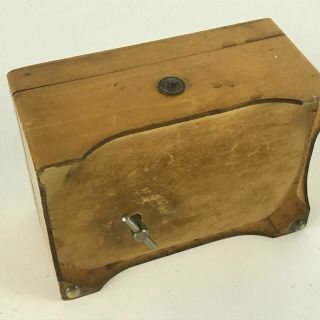Vintage Small 2 Tone Swiss Music Box 6