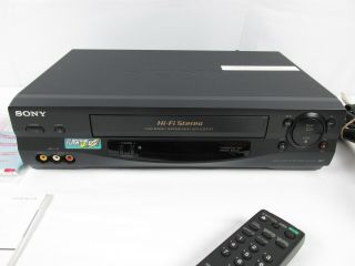SONY SLV - N55 VCR VHS Video Cassette Recorder Player 4 Head HI - FI Stereo 2
