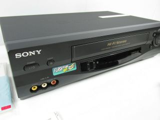 SONY SLV - N55 VCR VHS Video Cassette Recorder Player 4 Head HI - FI Stereo 3