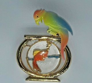 Vintage Gold Crown Jelly Belly Bird With Fish Bowl Pin 1980 