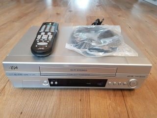 Jvc Hr - V510 Pal Vhs Vcr Set With Remote And Cables