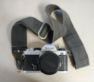 Vintage Nikon Fm Slr Camera With Strap Lens Series E 50mm 1:1.  8